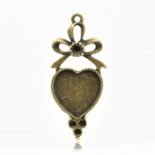 1 cabochonhållare Heart N°03 Brons