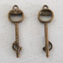 Nyckel charm N°10 brons