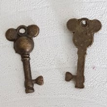 Nyckel charm N°25 brons