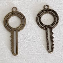 Nyckel charm N°26 brons