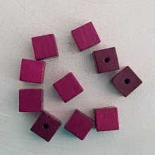 10 träpärlor Cube / Square 10 mm Ametist