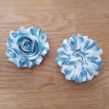 Blomma av fransigt tyg nr 69