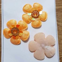 Uppsättning med 3 blommor 5 kronblad Orange tyger