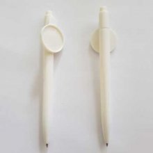 Vit penna med 25 mm kapsylhållare