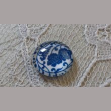 glas cabochon rund 12mm blå blomma 028 