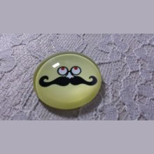 glas cabochon rund 25mm mustasch 015 