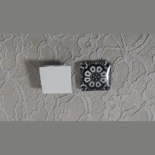 fyrkantig glascabochon 25mm 044 
