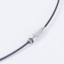 1 halsband med styv kabeldragning svart lås till skruv N°01
