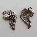 Fisk charm N°01