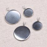1 x 20 mm cabochonhållare i rostfritt stål N°06