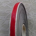 Röd kalv Platt läder 10 mm med 20 cm skinn och kedja