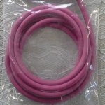 1 meter Pvc-hålsnöre 4 mm pastellröd
