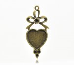 1 cabochonhållare Heart N°03 Brons