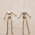 Dockkropp i metall, silverfärg 9 cm