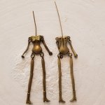 Dockkropp i metall, bronsfärg 9 cm
