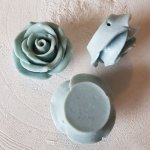 Syntetisk blomma N°02-11 ljusgrå