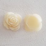 Syntetisk blomma 20 mm N°05-02 Ivory