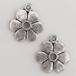 Charm blomma metall N°115 silver