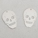 Skull och korsben charm N°09