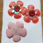 Set med 3 blommor 5 kronblad Tissus röd