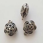 Silver genombruten droppe charm N°05-01