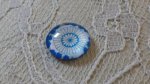 glas cabochon rund 12mm blå blomma 032 