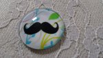 glas cabochon rund 25mm mustasch 031 