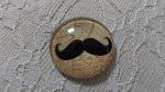 glas cabochon rund 25mm mustasch 005 