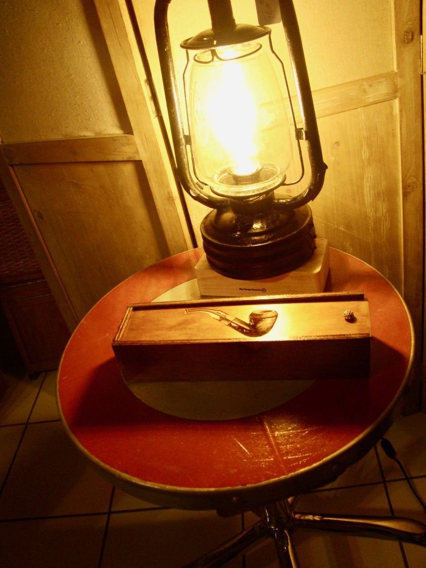 Vintage pipe box med pipa