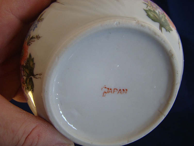 Renoverad vintage askkopp 