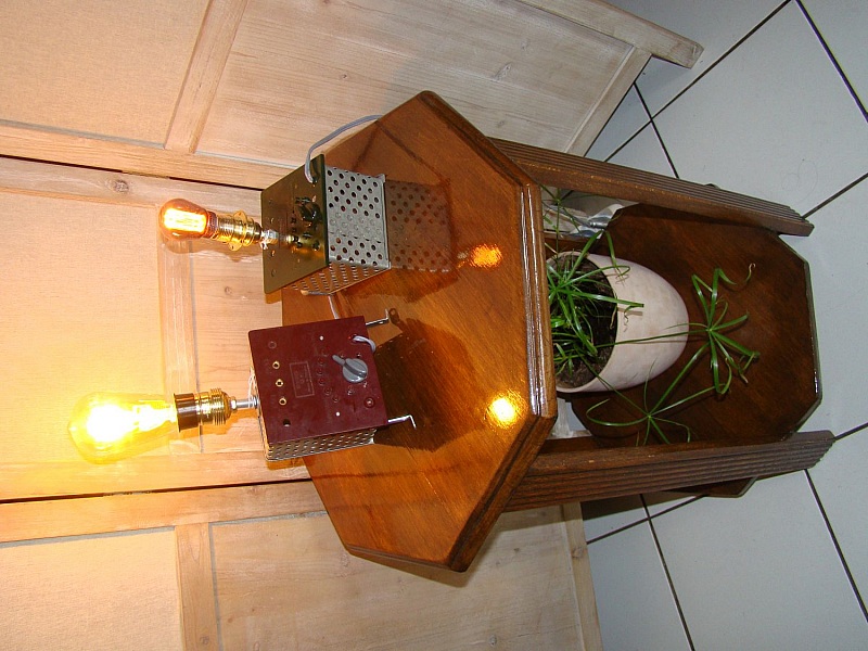 Steampunk retro framtidslampa 2