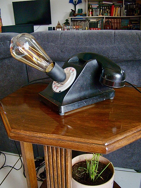 telefonlampa 50 ' BEE GOOD