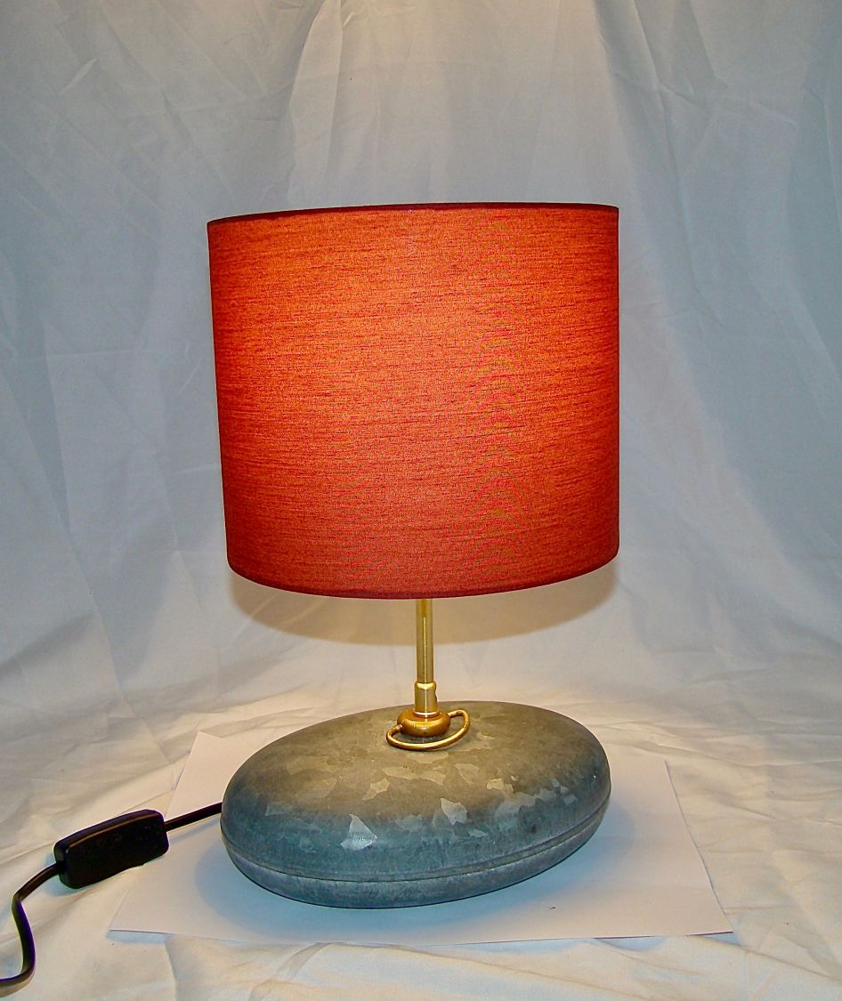 Upcycling av en liten lampa med varmvattenflaska