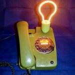 Telefonlampa i 80-talsstil Herr Kommissar 