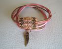 Saipan armband dubbel sväng rosa läder 