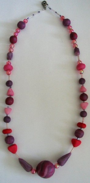 Collier rose bonbon