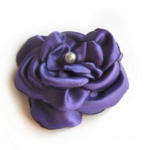 lila satin blomma och pärla handgjord för bröllopstillbehör