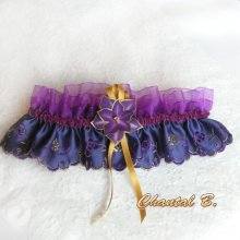 Lila siden satin och organza strumpeband