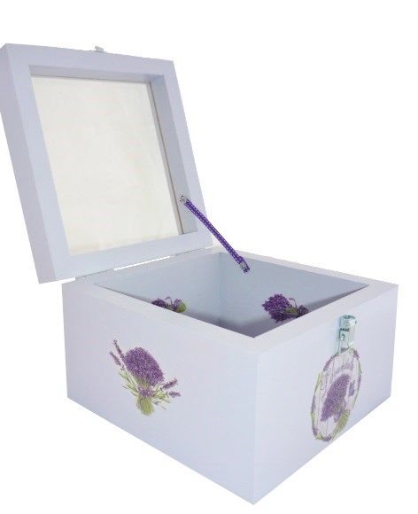 Trälåda med glaslock. Modell : lavendula.