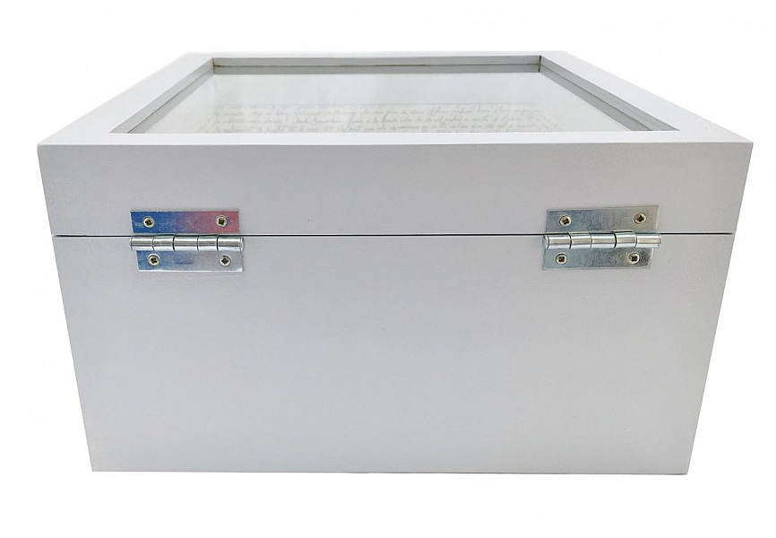 Tr&auml;l&aring;da och dess glaslock. Modell : ros&eacute; vatten brev