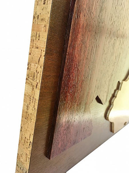 J&auml;ttestor tr&auml;klocka "The Kiss" (kyss)