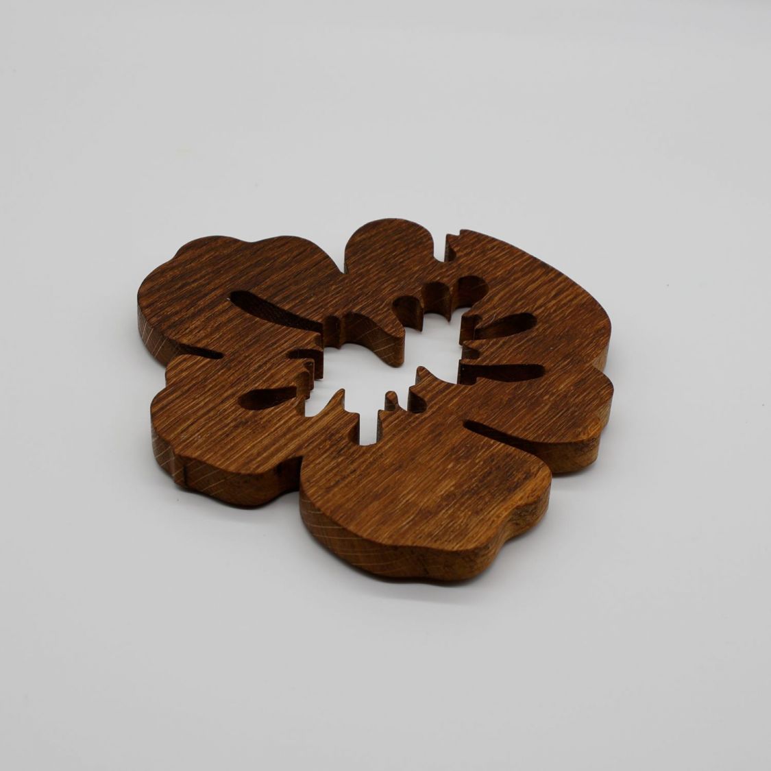 Fleur de pensée-baggett i massiv ek 15 mm tjockt