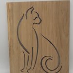 Kattfigur i helfigur