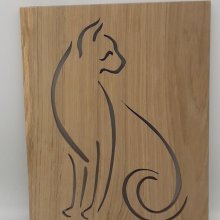Kattfigur i helfigur