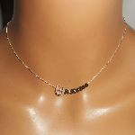 Halsband i 925 silver med liten hästsko och svarta kristallpärlor