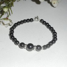 Armband med hematitstenar och silver 925