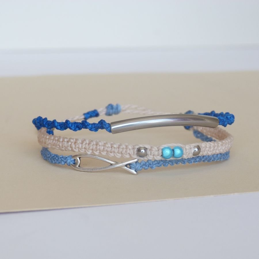 3 i 1 mikro-macramé armband i blå och beige sand