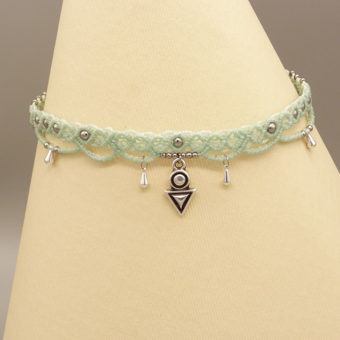 Vatten mintgrönt mikro makramé halsband med choker