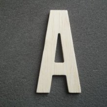 Bokstavsmodell i trä ALTERNATE GOTHIC