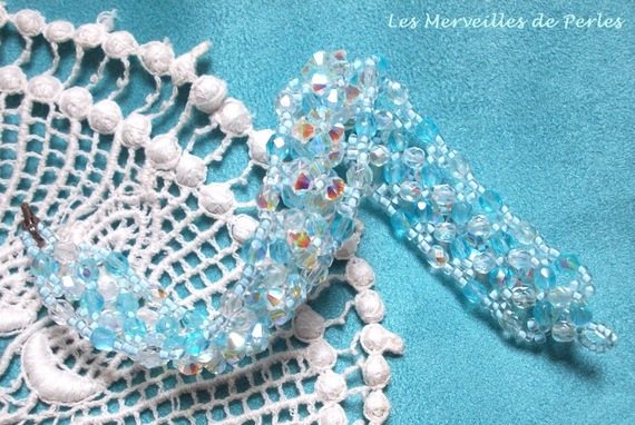 Crystal Blue armband med Swarovski-kristallfacetter och spinnare